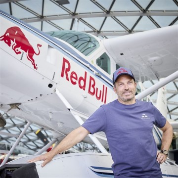 RED BULL Trucker Cap New Era E-Frame ICON